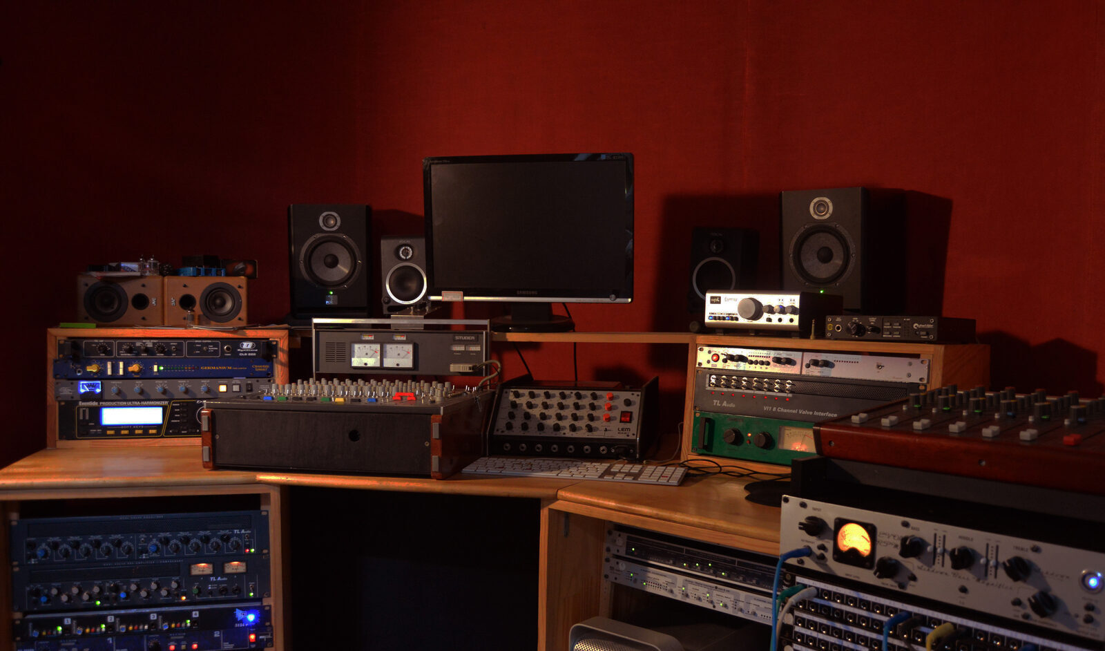 Mana Studio